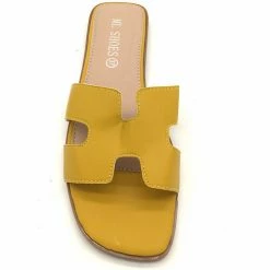 Cendriyon Sandales Jaune Chaussures Femme for Sandales et Nu-pieds Couleur Jaune -Cendriyon Soldes Boutique 18086654 500 C