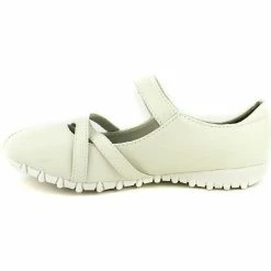Cendriyon Ballerines Blanc Chaussures Femme for Ballerines / Babies Couleur Blanc 7 Cendriyon Ballerines Blanc Chaussures Femme for Ballerines / Babies Couleur Blanc -Cendriyon Soldes Boutique 8104563 500 C