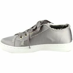 Cendriyon Baskets Gris Chaussures Femme for Baskets mode Couleur Gris 7 Cendriyon Baskets Gris Chaussures Femme for Baskets mode Couleur Gris -Cendriyon Soldes Boutique 8113587 500 C