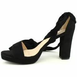 Cendriyon Sandales Noir Chaussures Femme for Sandales et Nu-pieds Couleur Noir -Cendriyon Soldes Boutique 8120693 500 B