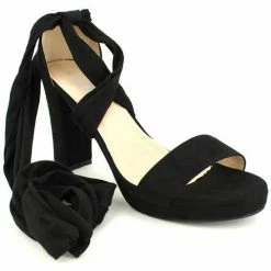 Cendriyon Sandales Noir Chaussures Femme for Sandales et Nu-pieds Couleur Noir -Cendriyon Soldes Boutique 8120693 500 C