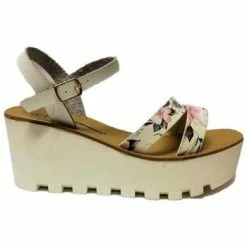 Cendriyon Sandales Blanc Chaussures Femme for Sandales et Nu-pieds Couleur Blanc